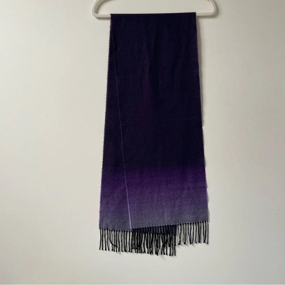 Elegant Purple Ombre 100% Cashmere Scarf - Picture 2 of 5